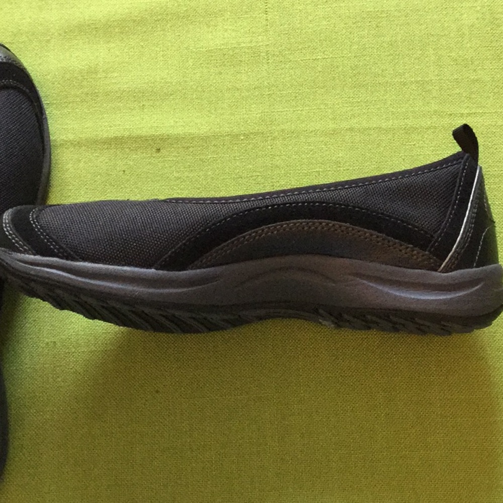 Easy Spirit Shoes